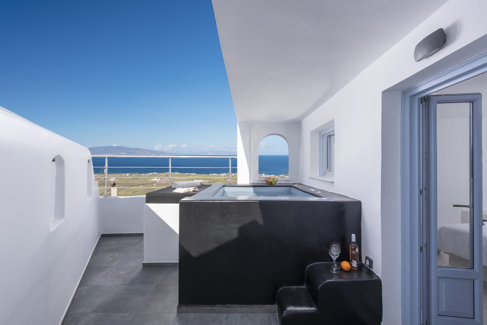 Luxury Accommodation In Santorini I Sole D Oro Luxury Suites Sole D Oro Luxury Suite Santorini