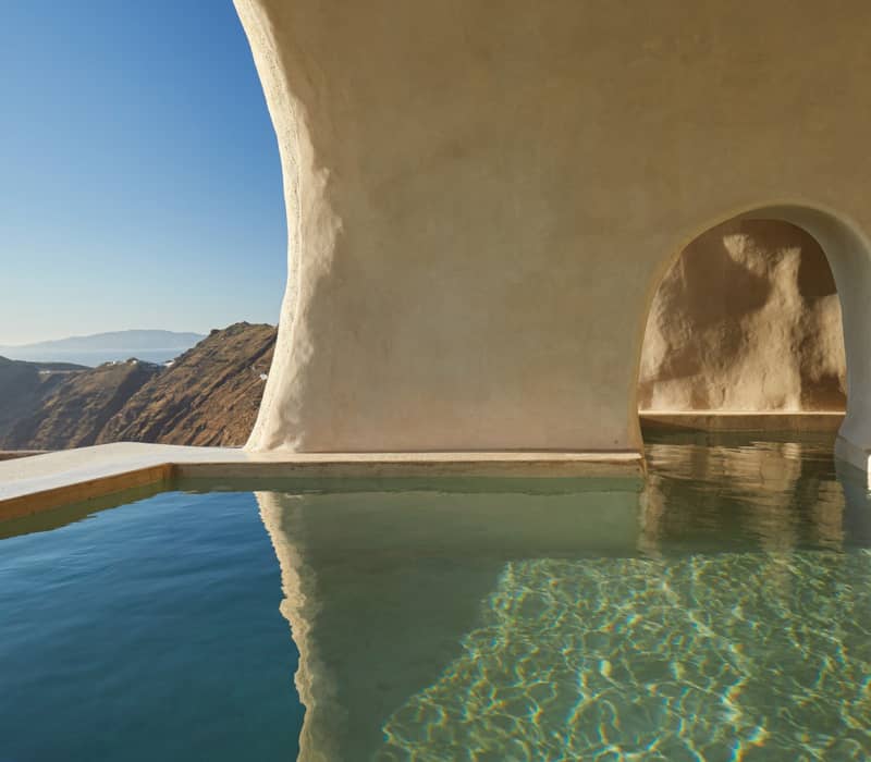2173-hotel-photography-santorini-divine-cave-1