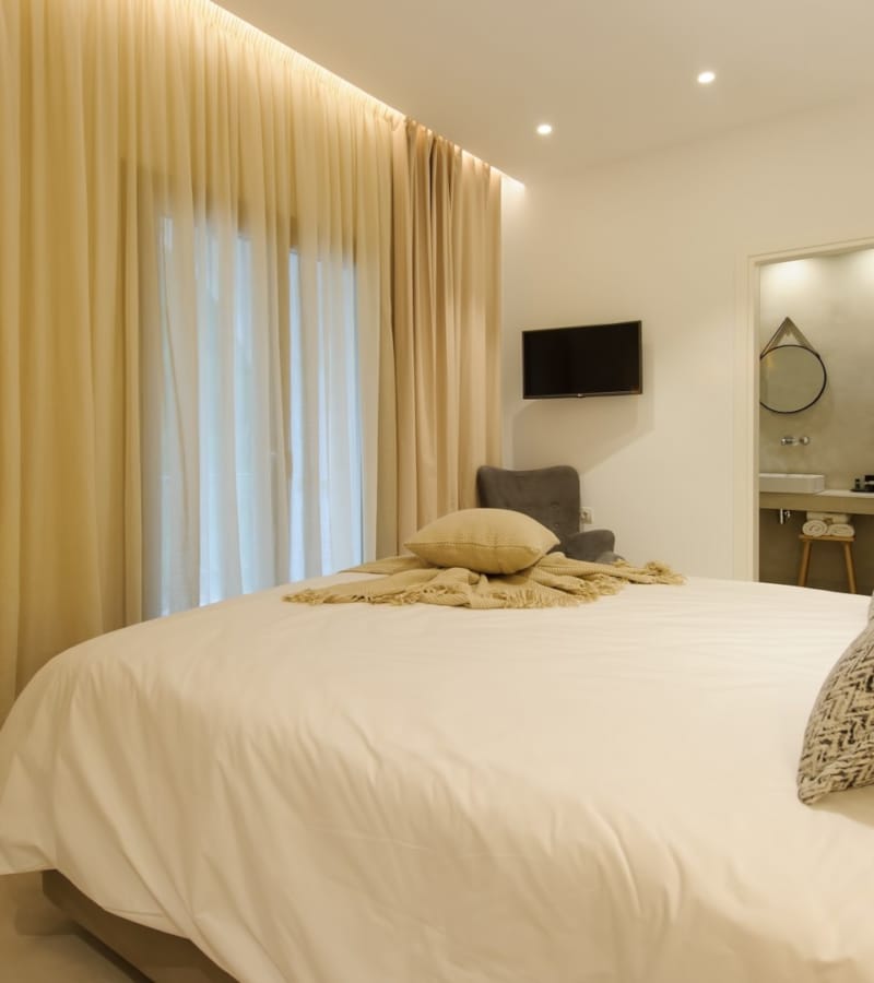 standard-double-room-8