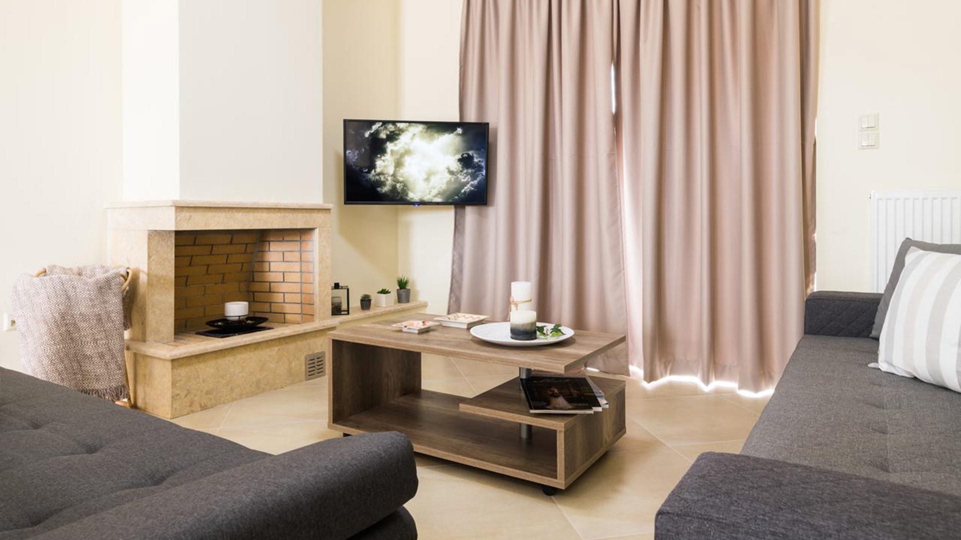 Thresh Apartments Ι Airstay EasyNear Airport Airstay