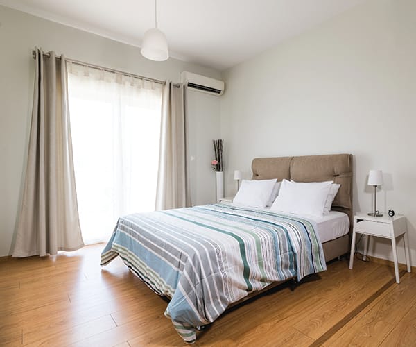 Stay close to Athens Airport I Airstay EasyNear Airport